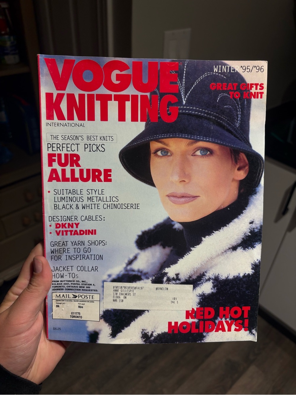 Vogue Knitting Magazine Winter '95/'96 - Red & Black